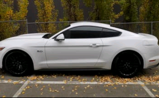 2016 Ford MUSTANG