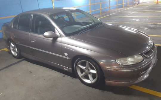 1999 Holden CALAIS