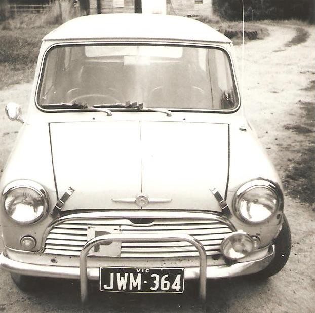 1966 Mini Deluxe