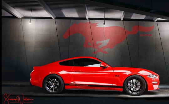 2018 Ford MUSTANG