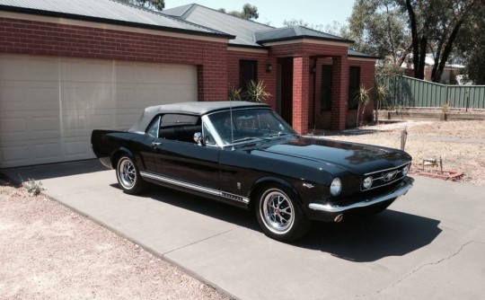 1966 Ford MUSTANG