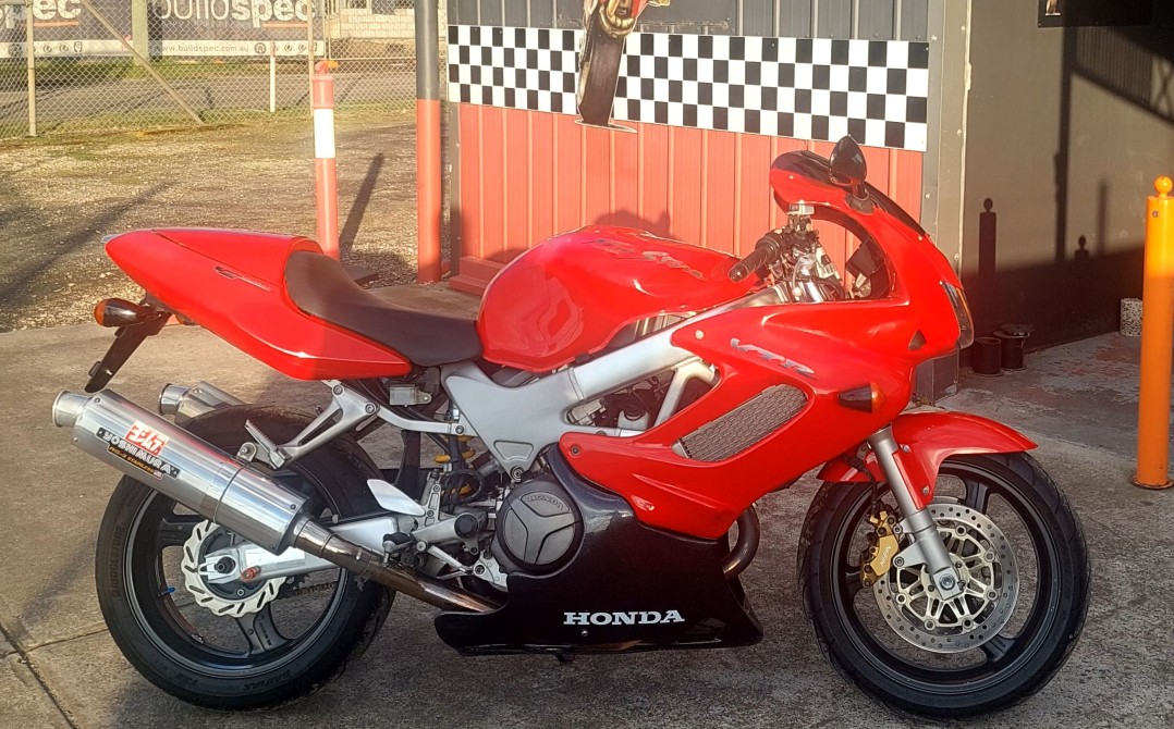 1997 Honda 996cc VTR1000F (FIRESTORM)