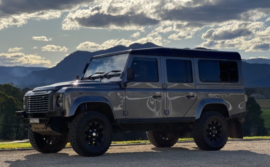 2011 Land Rover DEFENDER 110 (4x4)