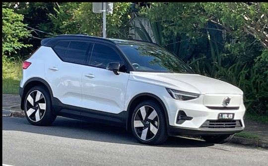 2023 Volvo XC40