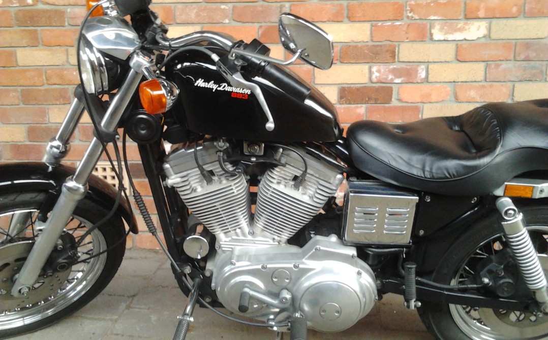 1992 Harley-Davidson 883cc XLH883 DLX SPORTSTER