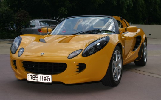 2004 Lotus Elise