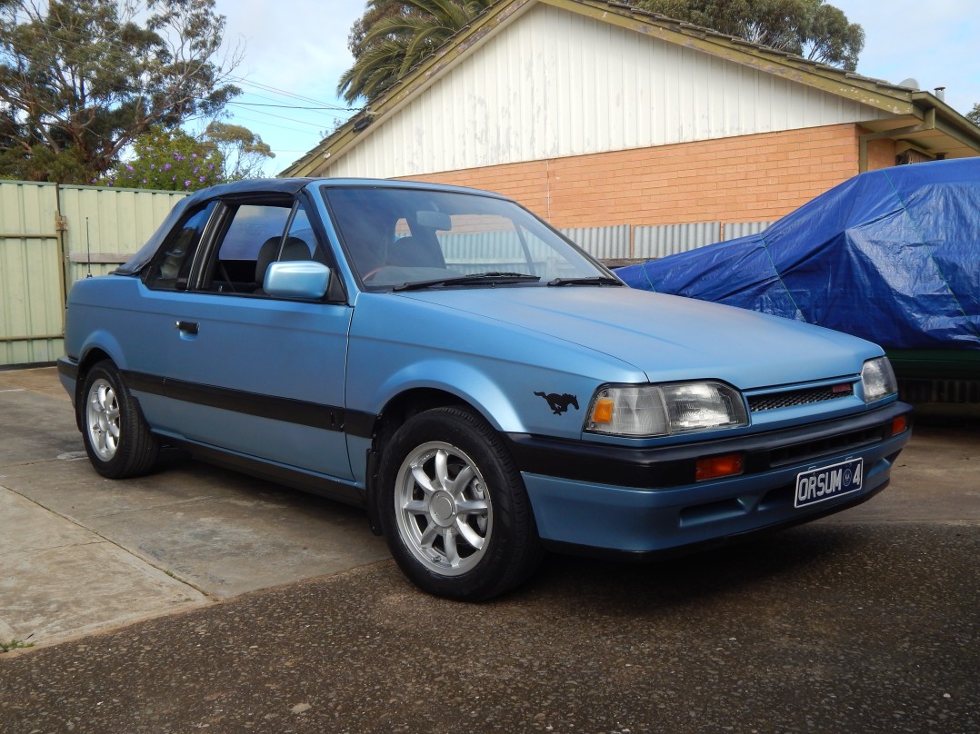 1989 Mazda 323 Familia Phase 2 Cabriolet