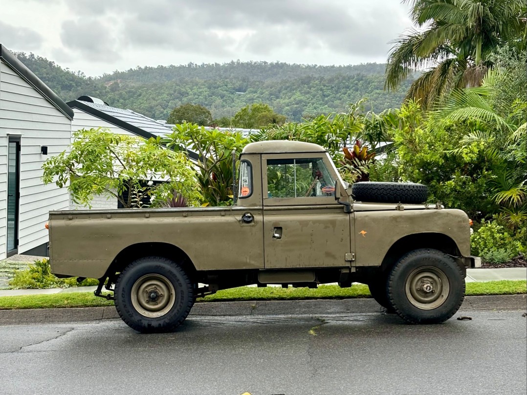 1966 Land Rover Series 2a