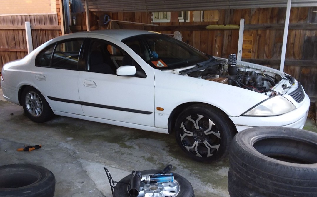 2000 Ford Falcon forte