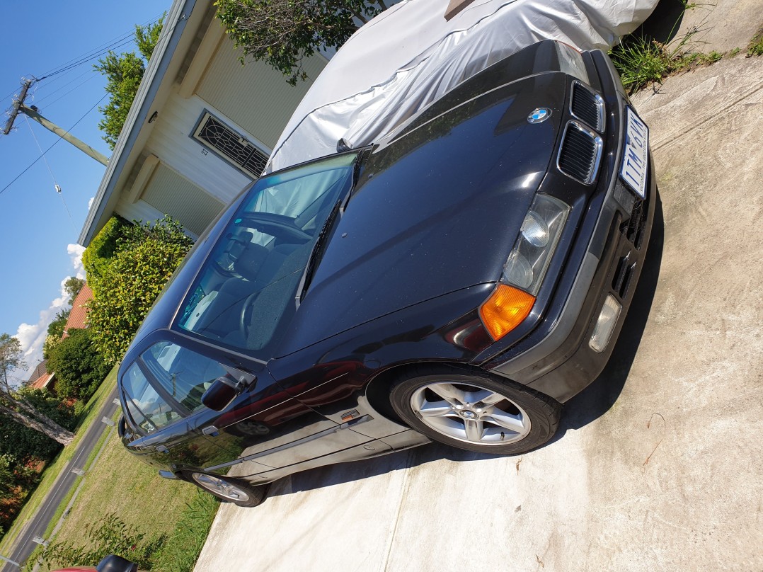 1996 BMW 318i
