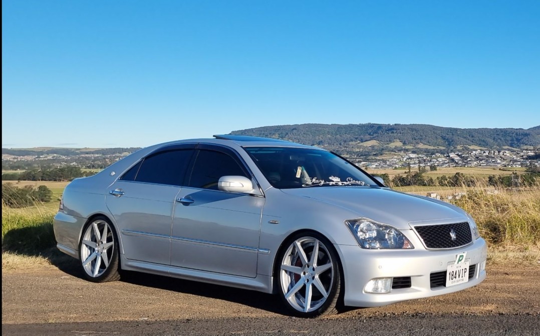 2006 Toyota CROWN