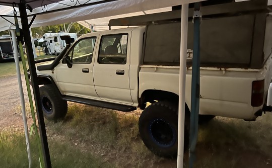 1991 Toyota HILUX (4x4)