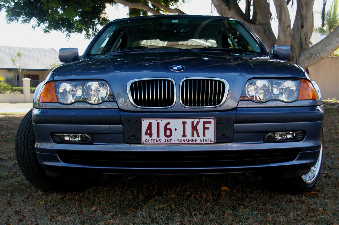 1998 BMW 323i EXECUTIVE