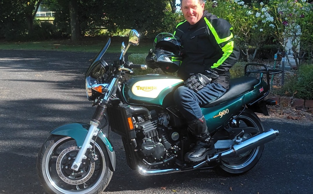 1994 Triumph 885cc TRIDENT 900