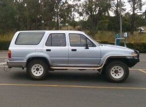 1990 Toyota 4 RUNNER (4x4)