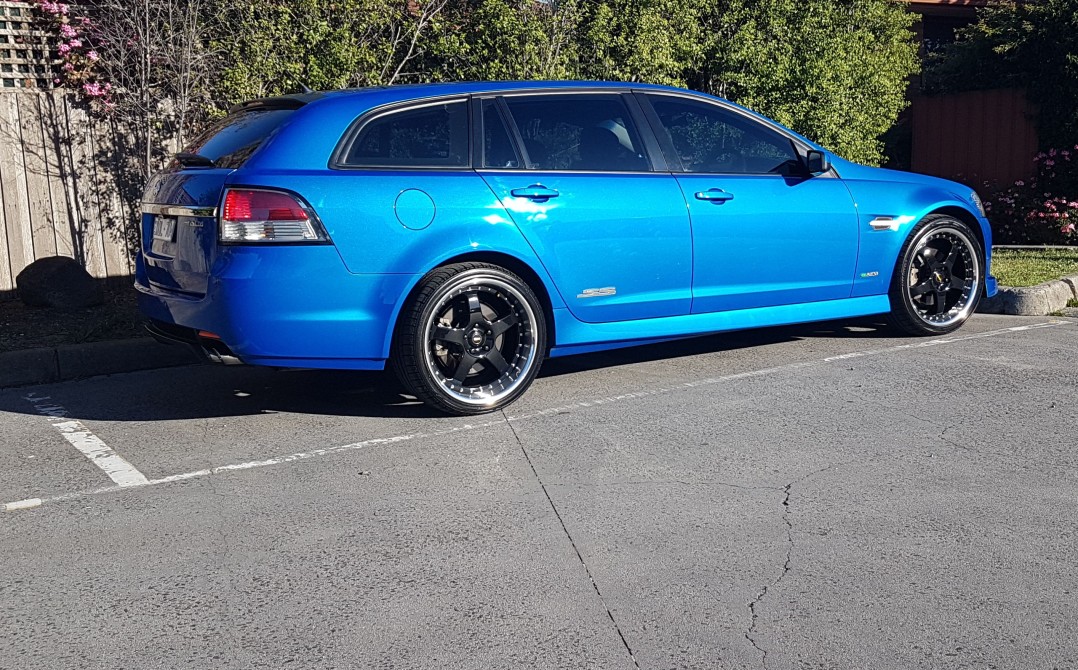 2010 Holden COMMODORE SS-V