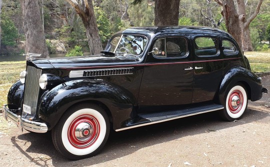 1939 Packard 1700