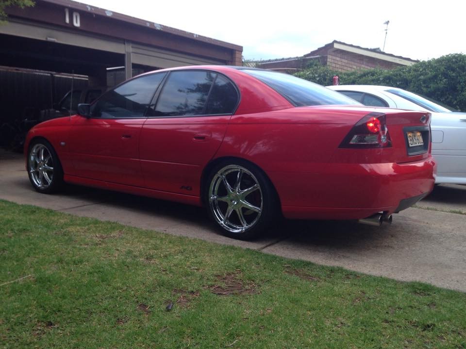 2003 Holden vy sv8