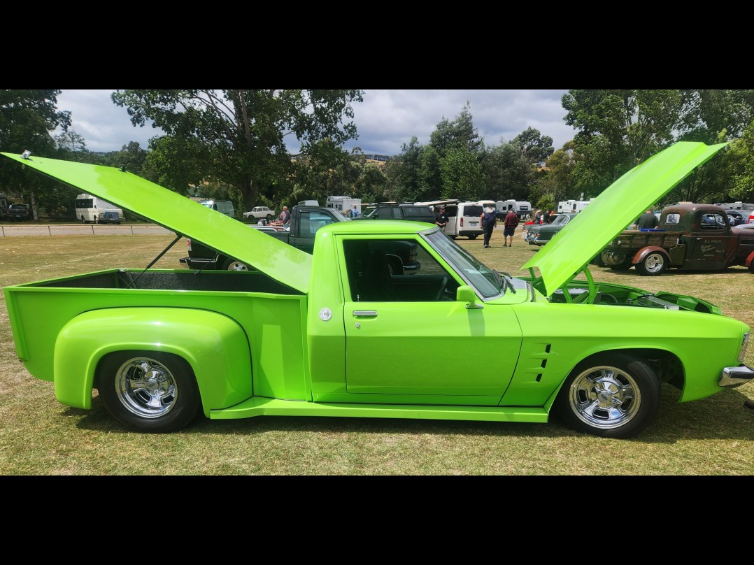 1975 Holden HJ