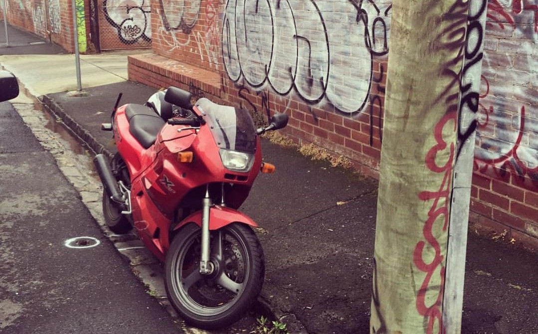 1994 Suzuki 248cc GSX250F (ACROSS)