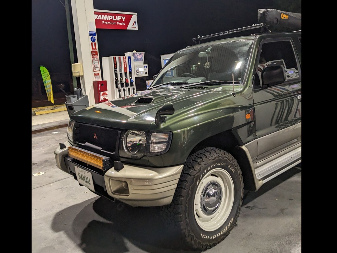 1997 Mitsubishi PAJERO SWB (4x4)