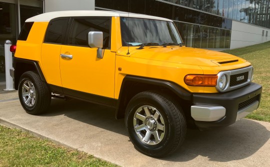 2016 Toyota FJ CRUISER