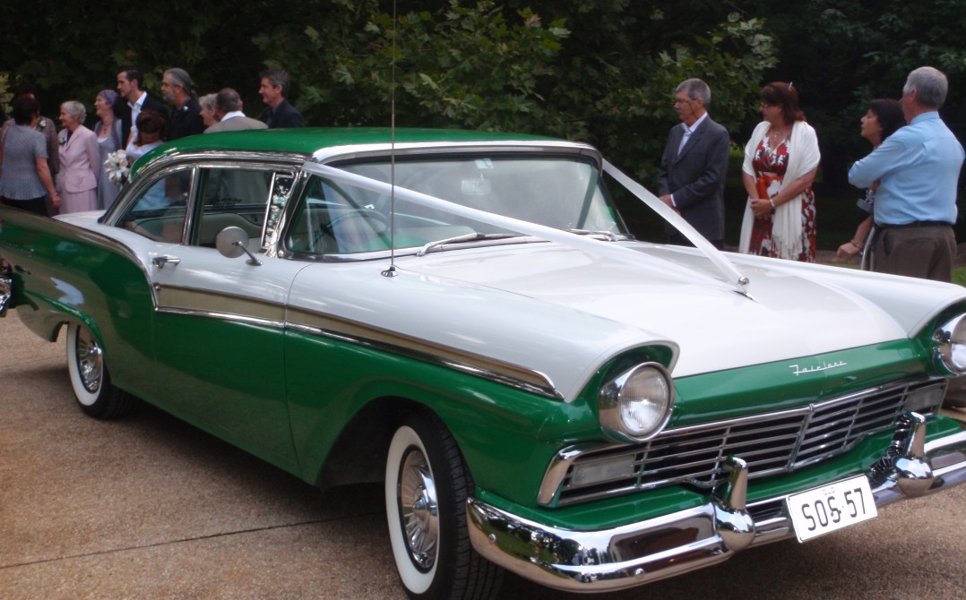 1957 Ford FAIRLANE