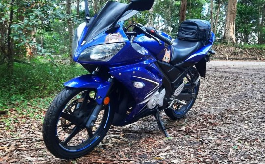 2011 Yamaha 149cc YZF-R15