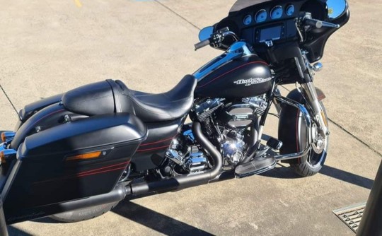 2014 Harley-Davidson Street glide