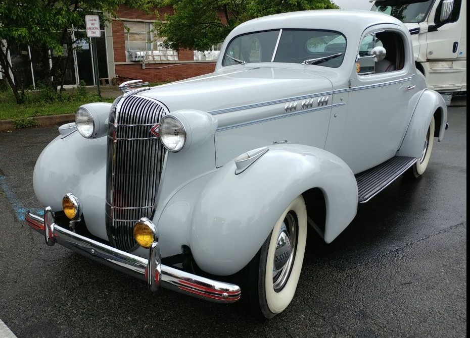 1936 Oldsmobile L36