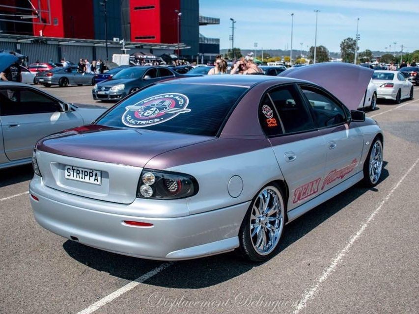 2002 Holden COMMODORE