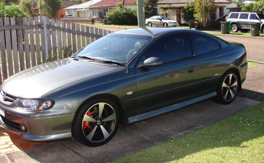 2003 Holden MONARO CV8-R