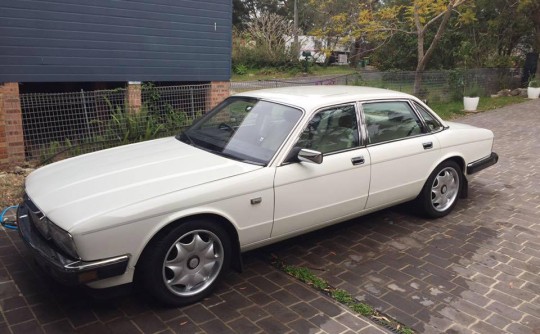 1988 Jaguar XJ6 4.0 (LWB)