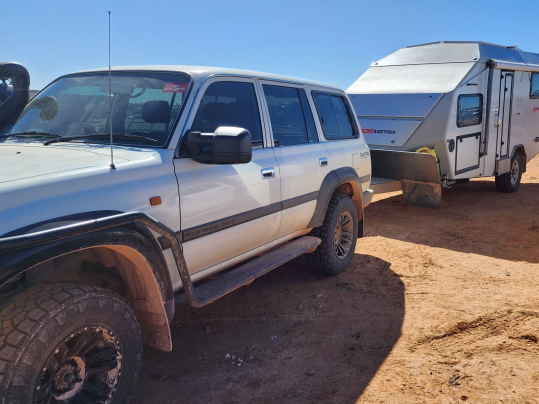 1996 Toyota LANDCRUISER (4x4)