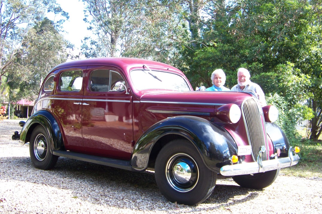 1937 Plymouth P4
