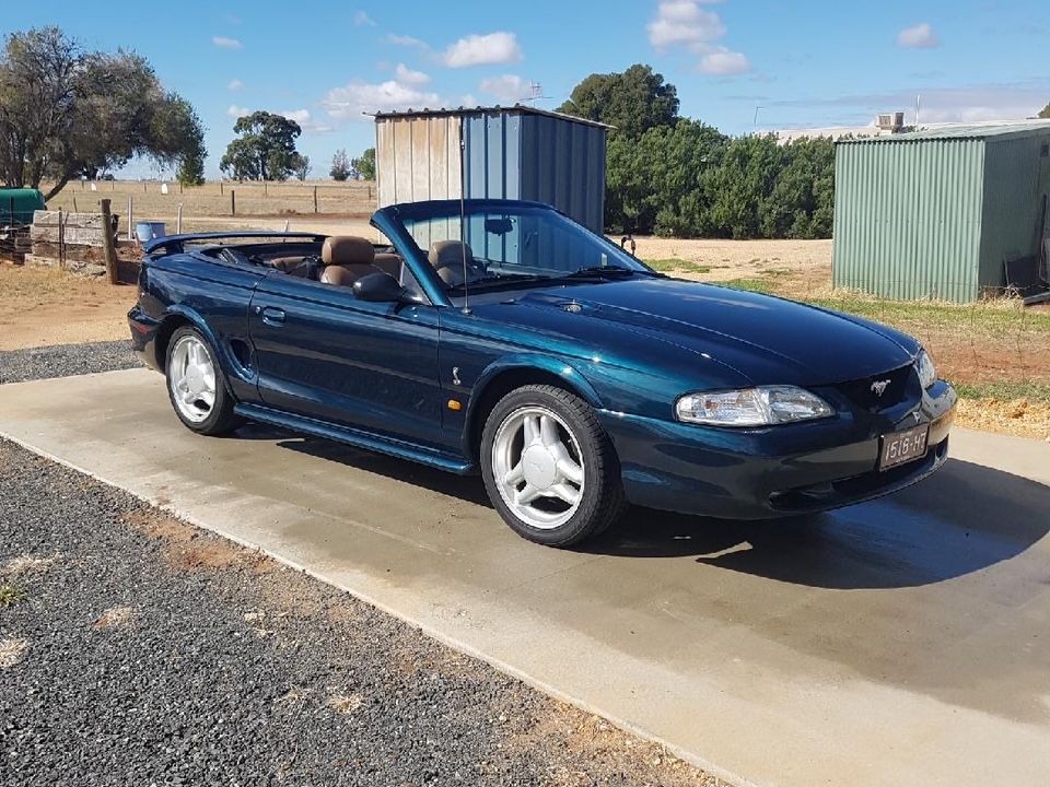 1994 Ford MUSTANG