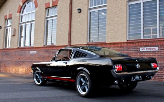 1966 Ford MUSTANG