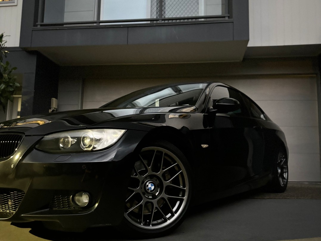 2009 BMW 335i M SPORT