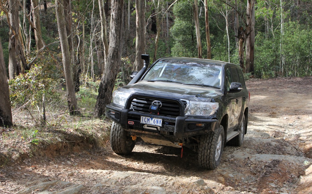 2014 Toyota LANDCRUISER (4x4)