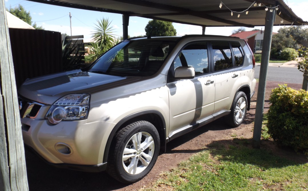 2011 Nissan X Trail STL