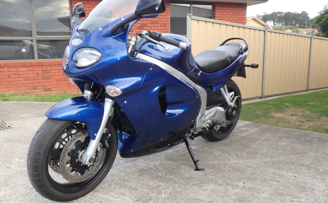 1999 Triumph 955cc SPRINT ST