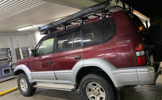 1997 Toyota LANDCRUISER (4x4)