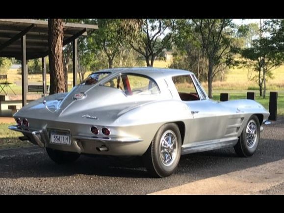 1963 Chevrolet Corvette Z06 Split Window Coupe