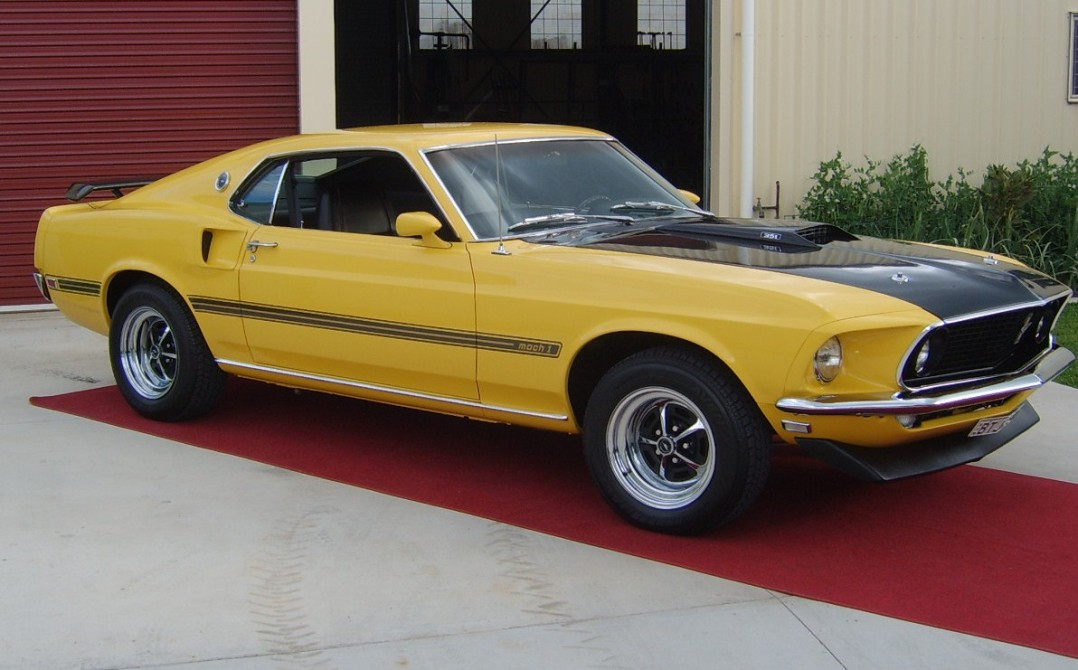 1965 Ford MUSTANG