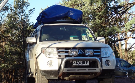 2006 Mitsubishi PAJERO EXCEED LWB (4x4)