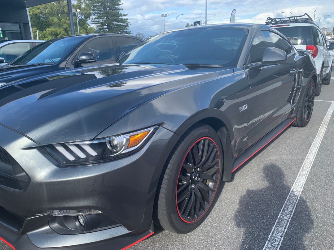 2016 Ford MUSTANG