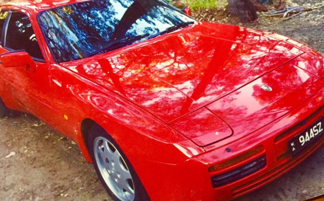 1989 Porsche 944S2