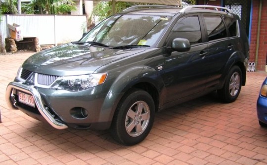 2008 Mitsubishi OUTLANDER LS