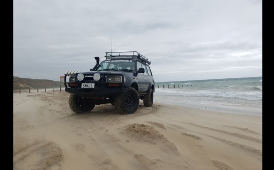 1992 Toyota LANDCRUISER (4x4)