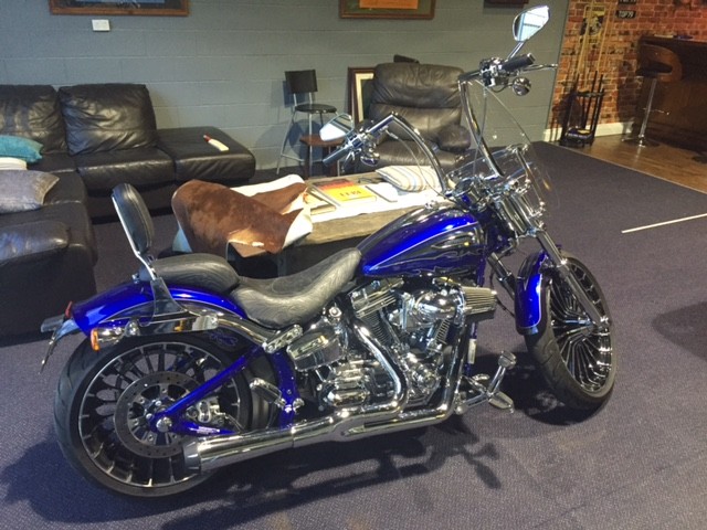 2014 Harley-Davidson CVO BREAKOUT